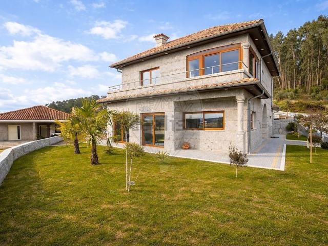 Casa venda em Celorico De Basto, Braga