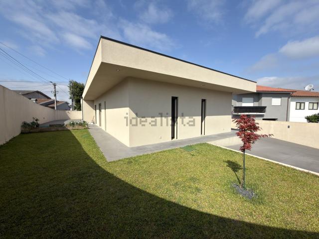 Casa venda em Bougado (São Martinho e Santiago), Trofa