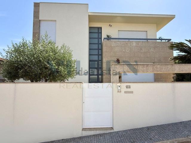 Casa venda em Bougado (São Martinho e Santiago), Trofa