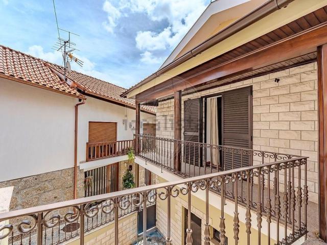 Casa venda em Bouro (Santa Maria), Amares