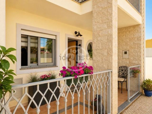 Casa venda em Albufeira e Olhos de Água, Albufeira