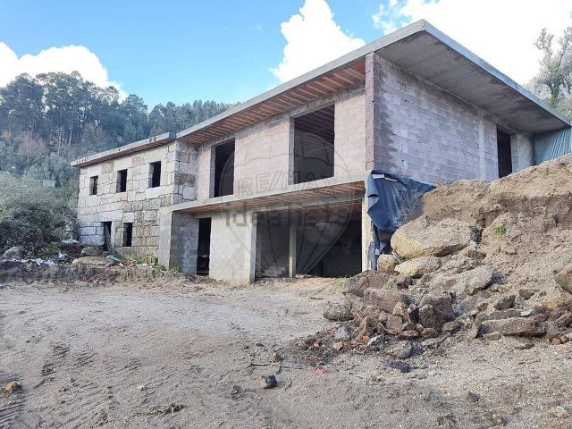 Casa venda em Celorico De Basto, Braga