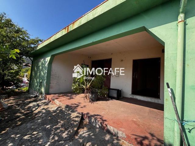 Casa venda em Britelo, Gémeos e Ourilhe, Celorico de Basto