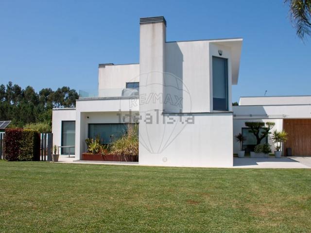 Casa venda em Oliveira Do Bairro, Aveiro