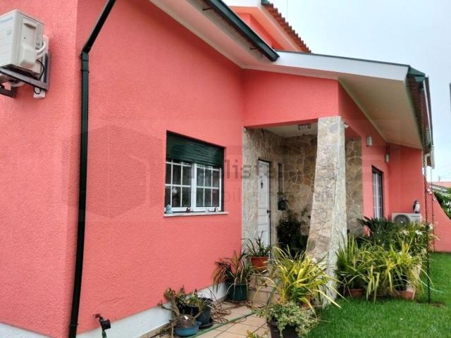 Casa venda em Oliveira Do Bairro, Aveiro