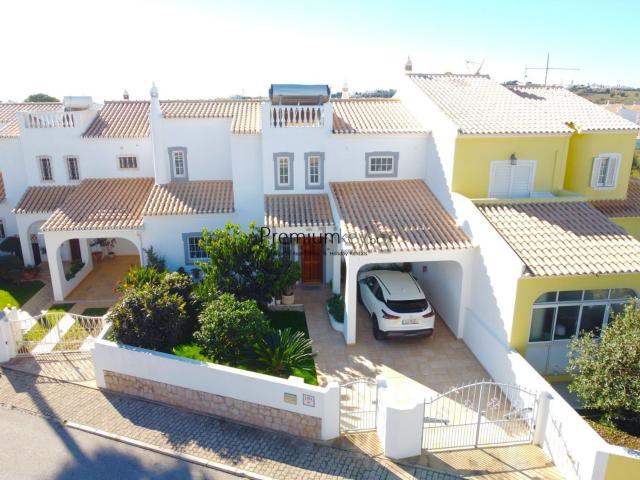 Casa venda em Albufeira e Olhos de Água, Albufeira