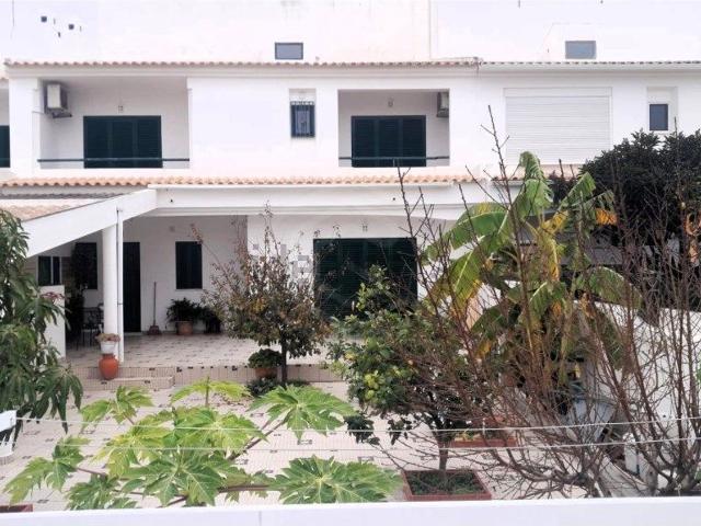 Casa venda em Albufeira e Olhos de Água, Albufeira