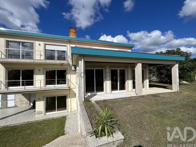 Casa venda em Póvoa De Lanhoso, Braga