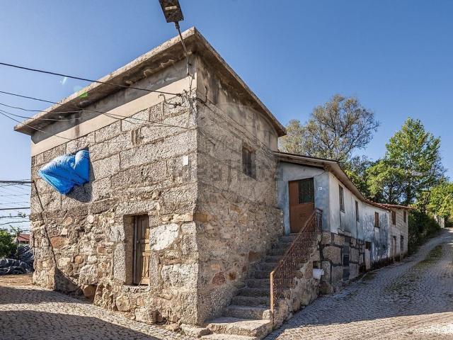 Casa venda em Nasce, Póvoa De Lanhoso