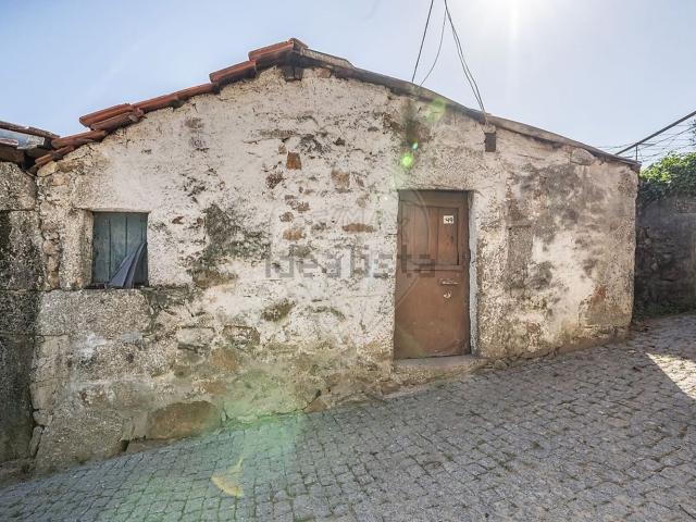 Casa venda em Nasce, Póvoa De Lanhoso