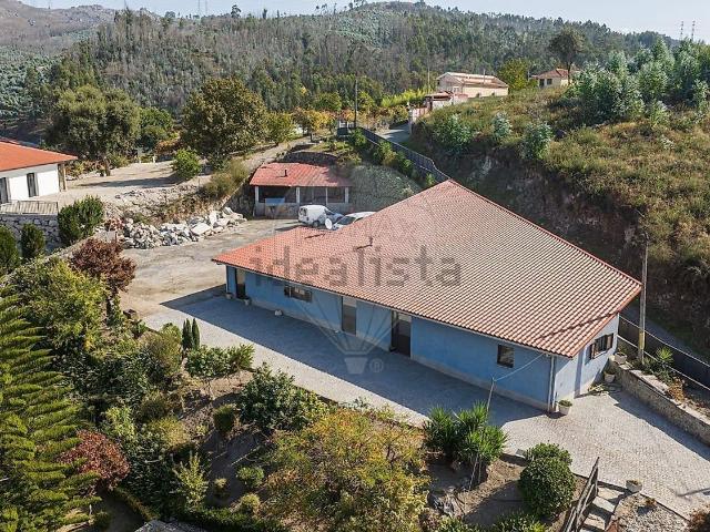Casa venda em Póvoa De Lanhoso, Braga