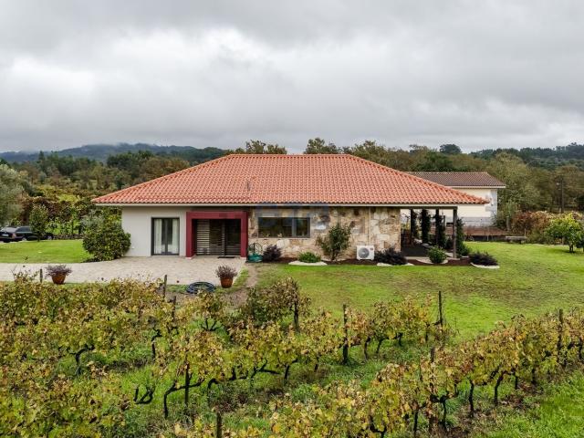 Casa alugar em Póvoa De Lanhoso, Braga