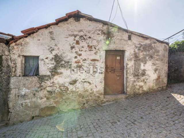 Casa venda em Nasce, Póvoa De Lanhoso