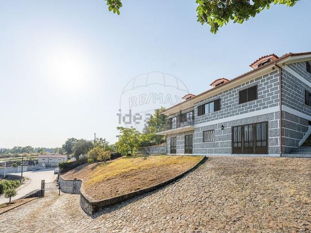 Casa venda em Nasce, Póvoa De Lanhoso