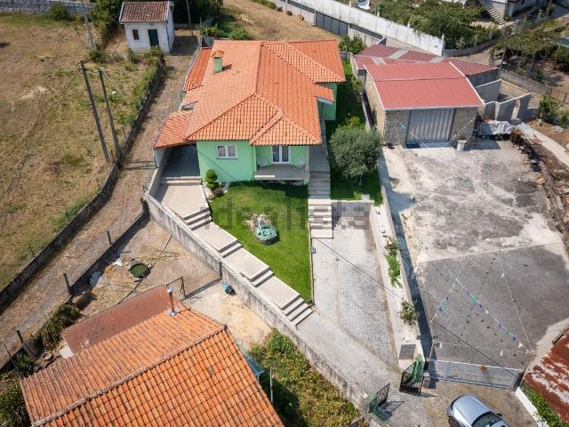 Casa venda em Póvoa De Lanhoso, Braga