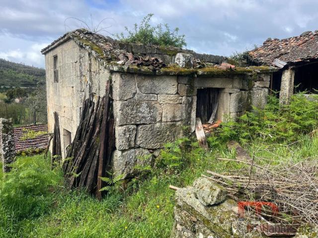 Casa venda em Cambra, Viseu
