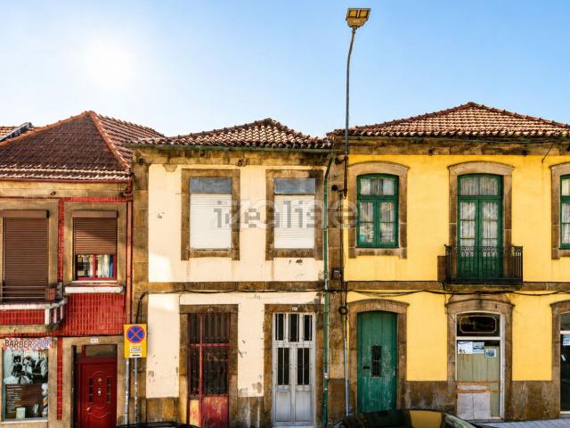 Casa venda em Falcão, Porto