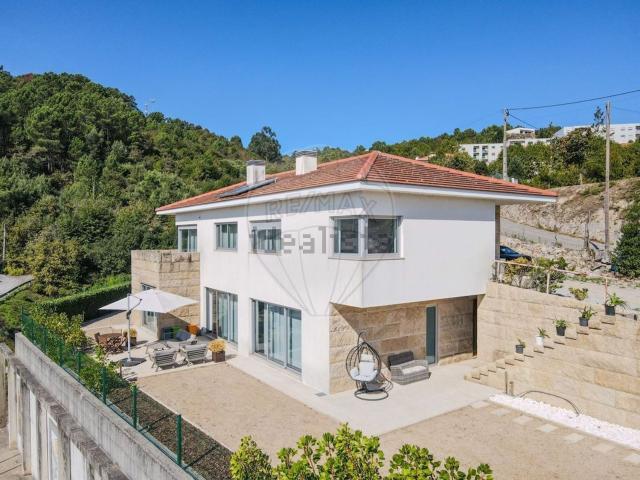 Casa venda em Freixeiro, Baião