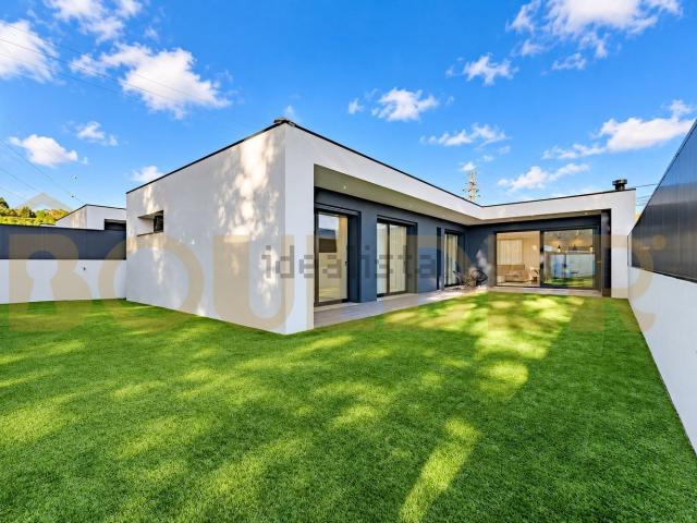 Casa venda em Campos e Louredo, Póvoa de Lanhoso