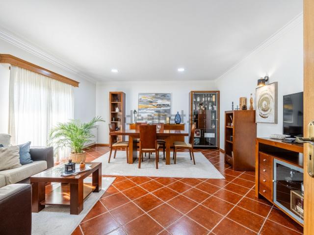 Casa venda em Póvoa De Lanhoso, Braga