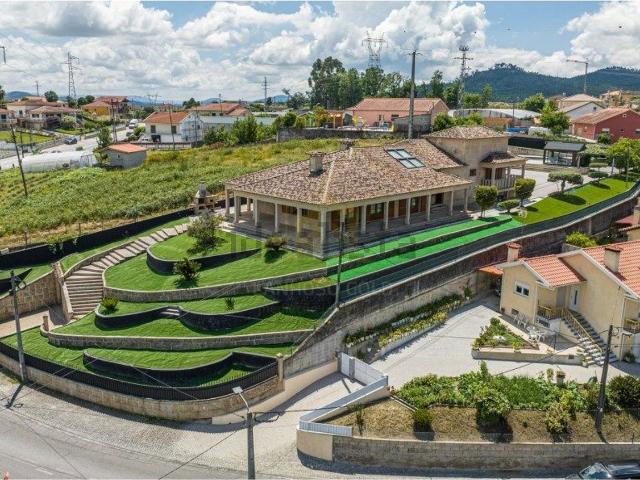 Casa venda em Além da Veiga, Póvoa De Lanhoso