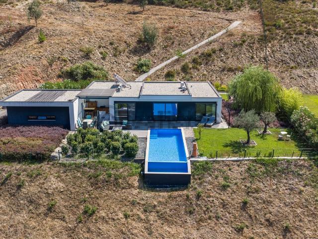 Casa venda em Cerdeirinhas, Celorico De Basto