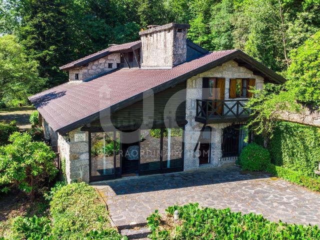 Casa venda em Parada Do Bouro, Braga