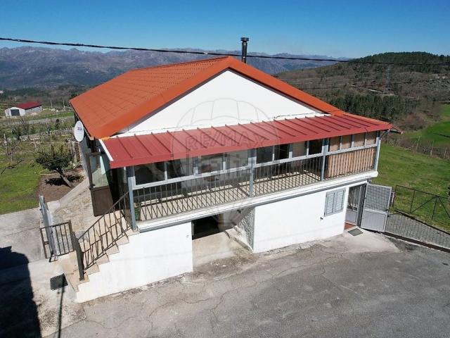 Casa venda em Parada Do Bouro, Braga