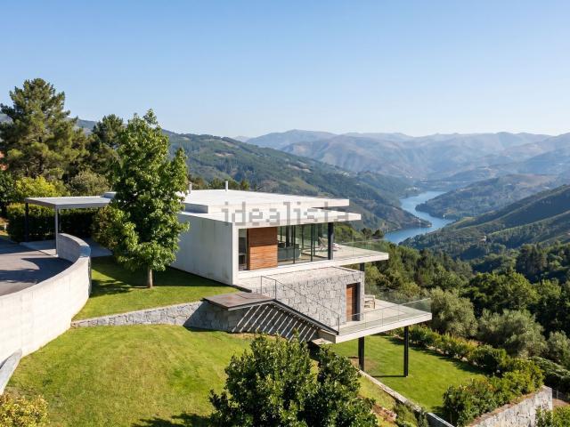 Casa venda em Calvelos, Parada Do Bouro