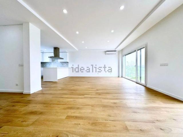 Casa venda em Pêra de Cima, Almada