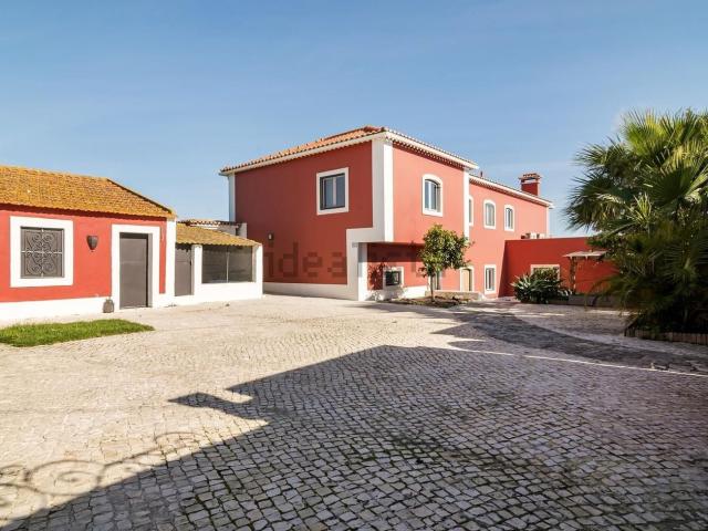 Casa venda em São Pedro da Trafaria, Almada
