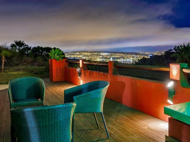 Casa venda em Capuchos, Almada