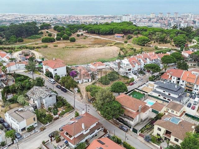 Casa venda em Aldeia dos Capuchos, Almada