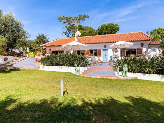 Casa venda em Capuchos, Almada