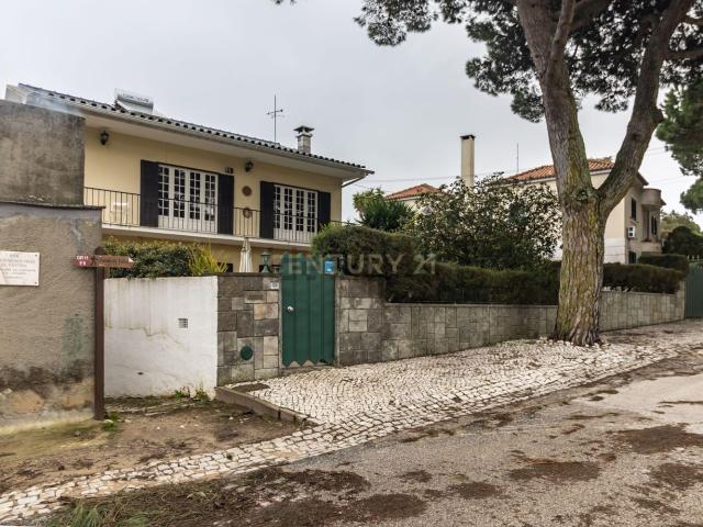 Casa venda em Capuchos, Almada