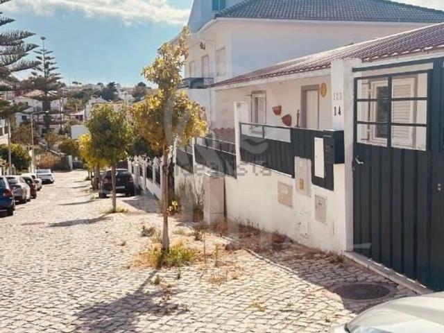 Casa venda em Funchalinho, Almada