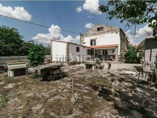 Casa venda em Castelo Branco, Caria