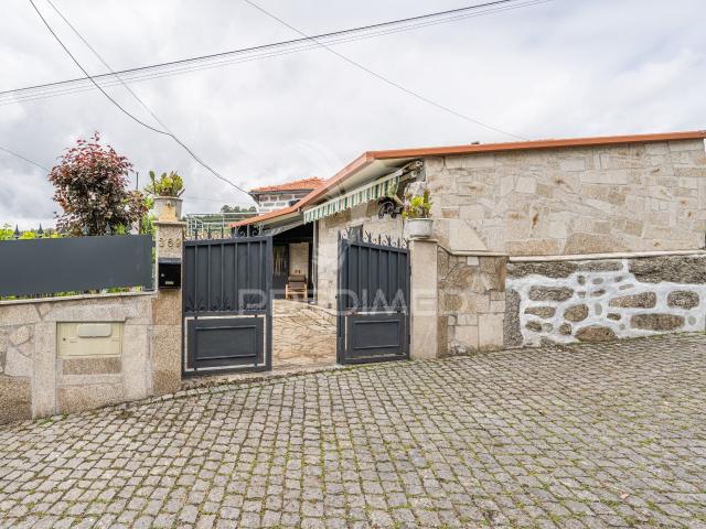 Casa venda em Póvoa De Lanhoso, Braga