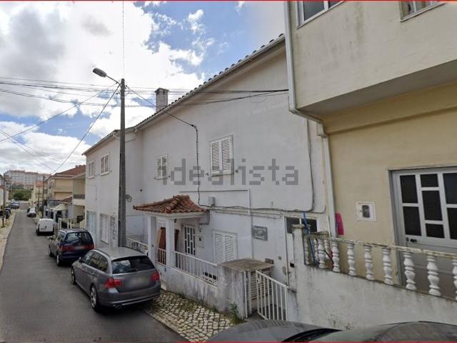Moradia venda em Casal De Cambra, Portela de Cambra