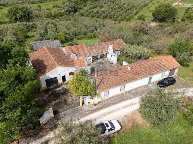 Casa venda em Casével e Vaqueiros, Santarém