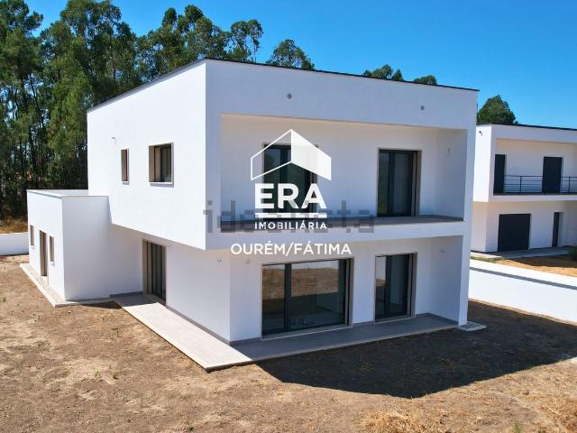 Casa venda em Ourém, Santarém
