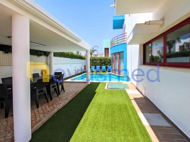 Casa venda em Albufeira e Olhos de Água, Albufeira