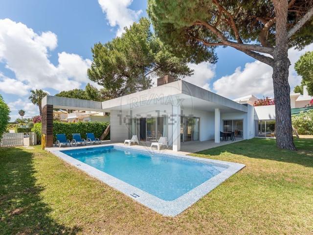 Casa venda em Albufeira e Olhos de Água, Albufeira