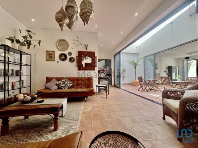 Casa venda em Bairro Operário, Lagos