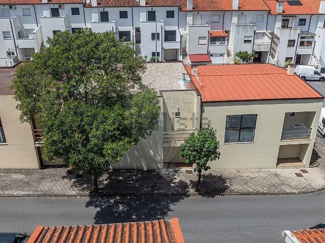 Casa venda em Devezinha, Fafe