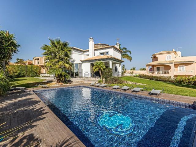 Casa venda em Albufeira e Olhos de Água, Albufeira