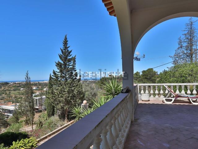 Casa venda em Albufeira e Olhos de Água, Albufeira