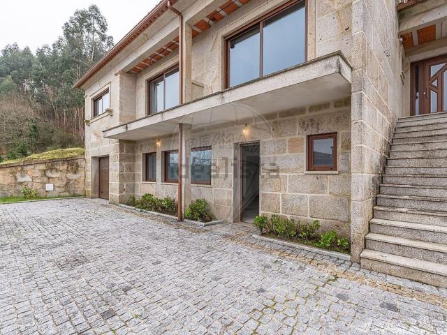 Casa venda em Saim, Covas