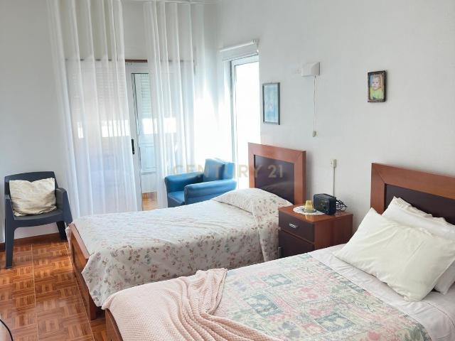 Casa venda em Marco Cabaço, Almada