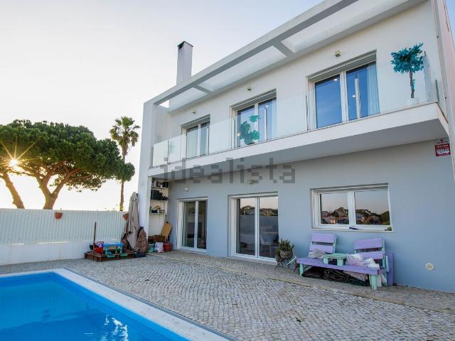 Casa venda em Vale de Cavala, Almada